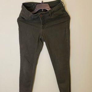 Old Navy army green pants